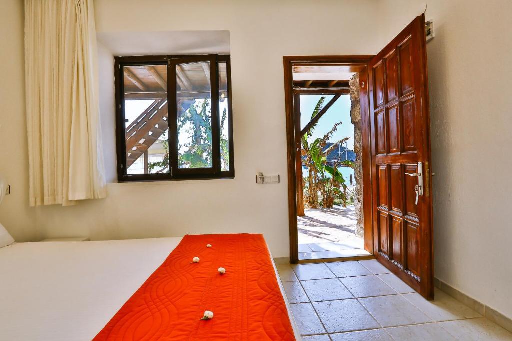 Kekova Theimussa Hotel Kaleucagız Kültér fotó